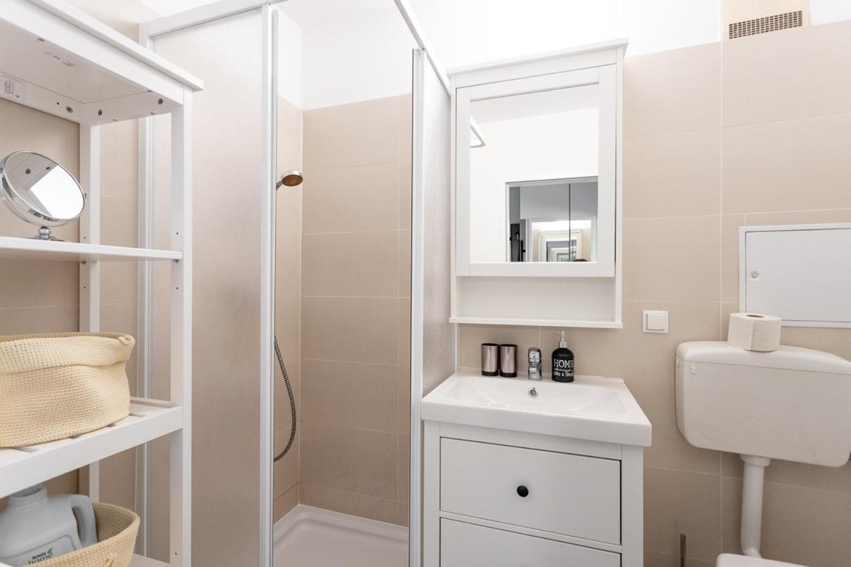 New Shalalaliving Vienna - Lovenest Or Workspace Near Schoenbrunn Bg Dış mekan fotoğraf